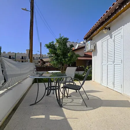 Kings Bungalow Vakantiehuis Paphos