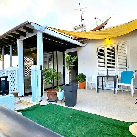 Kings Bungalow *